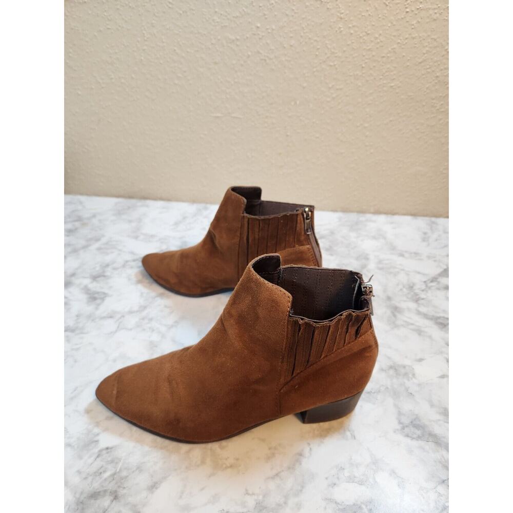 City‎ Classified Women's Brown Chelsea Suede Ankle Boots Size 8 - Picture 3 of 7